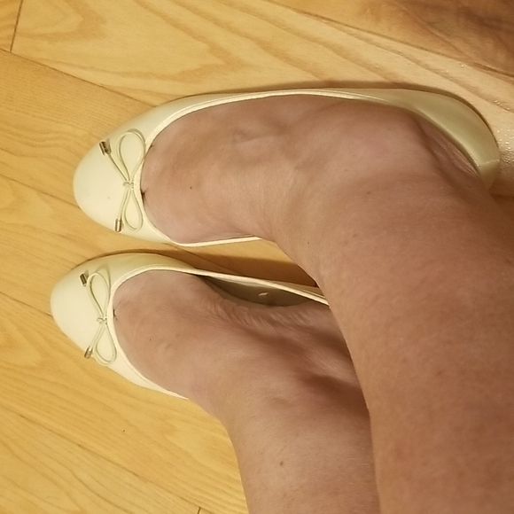 Shoes - Picture 2 of 3